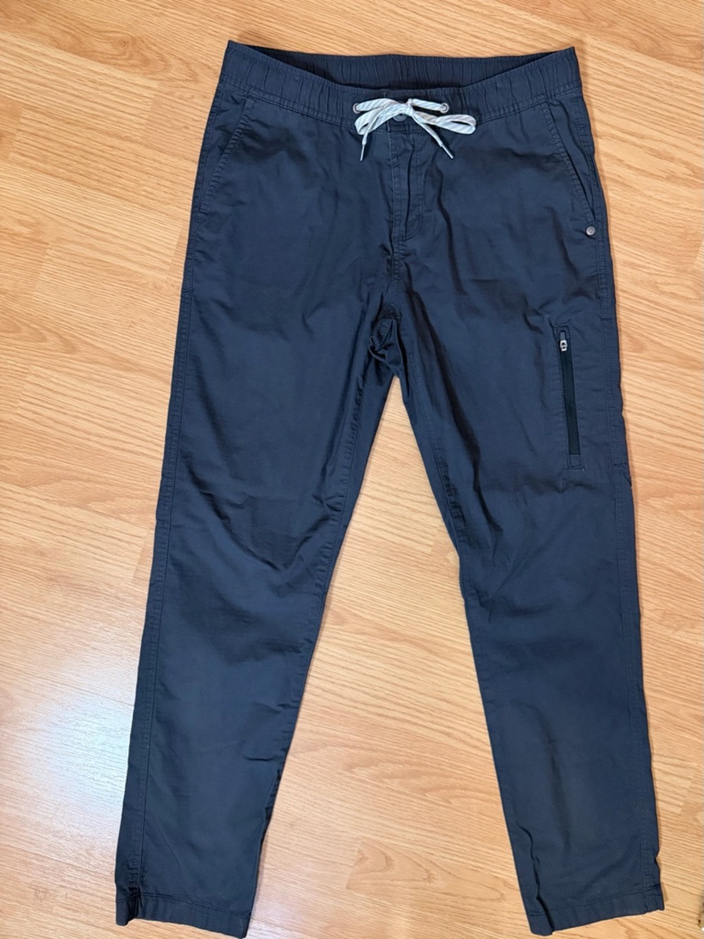 Vuori Navy Drawstring Jogger Pants